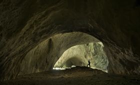 Ilgarini Cave